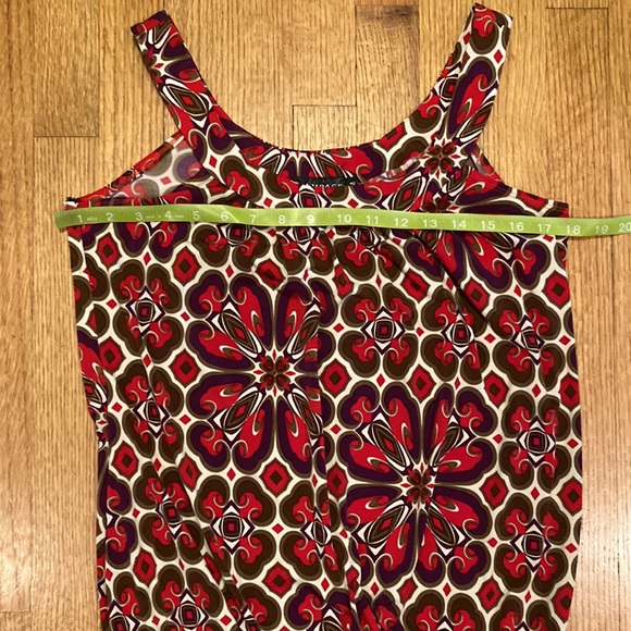 Rampage Red and Brown Print Top Size Medium - Picture 10 of 11